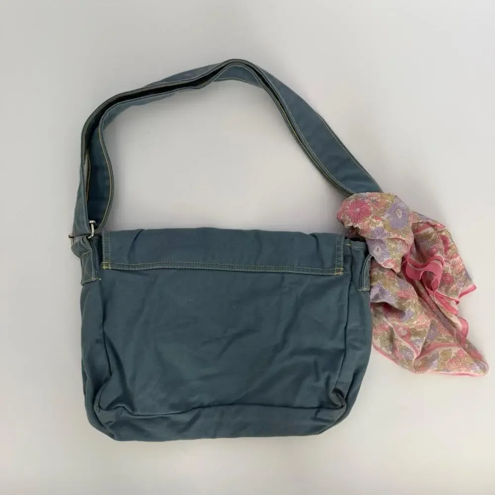 Blue levis messenger bag no